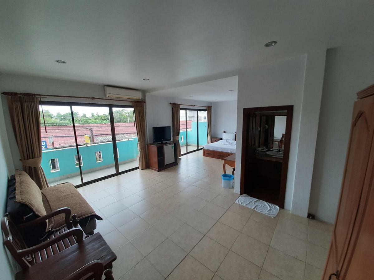 Holiday Guest House Chaweng  Exterior foto
